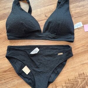 VENUS Elegant Black Lace Bikini